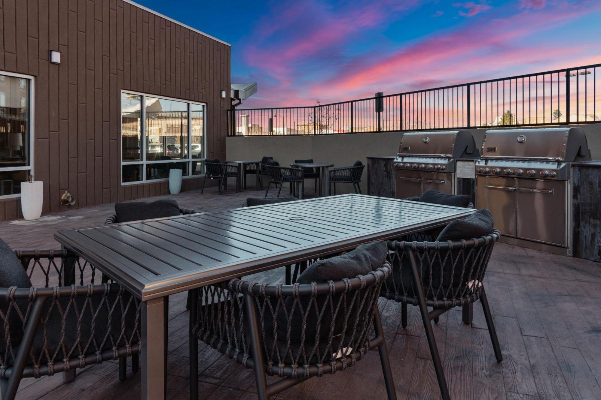 Towneplace Suites By Marriott Pueblo Downtown Extérieur photo