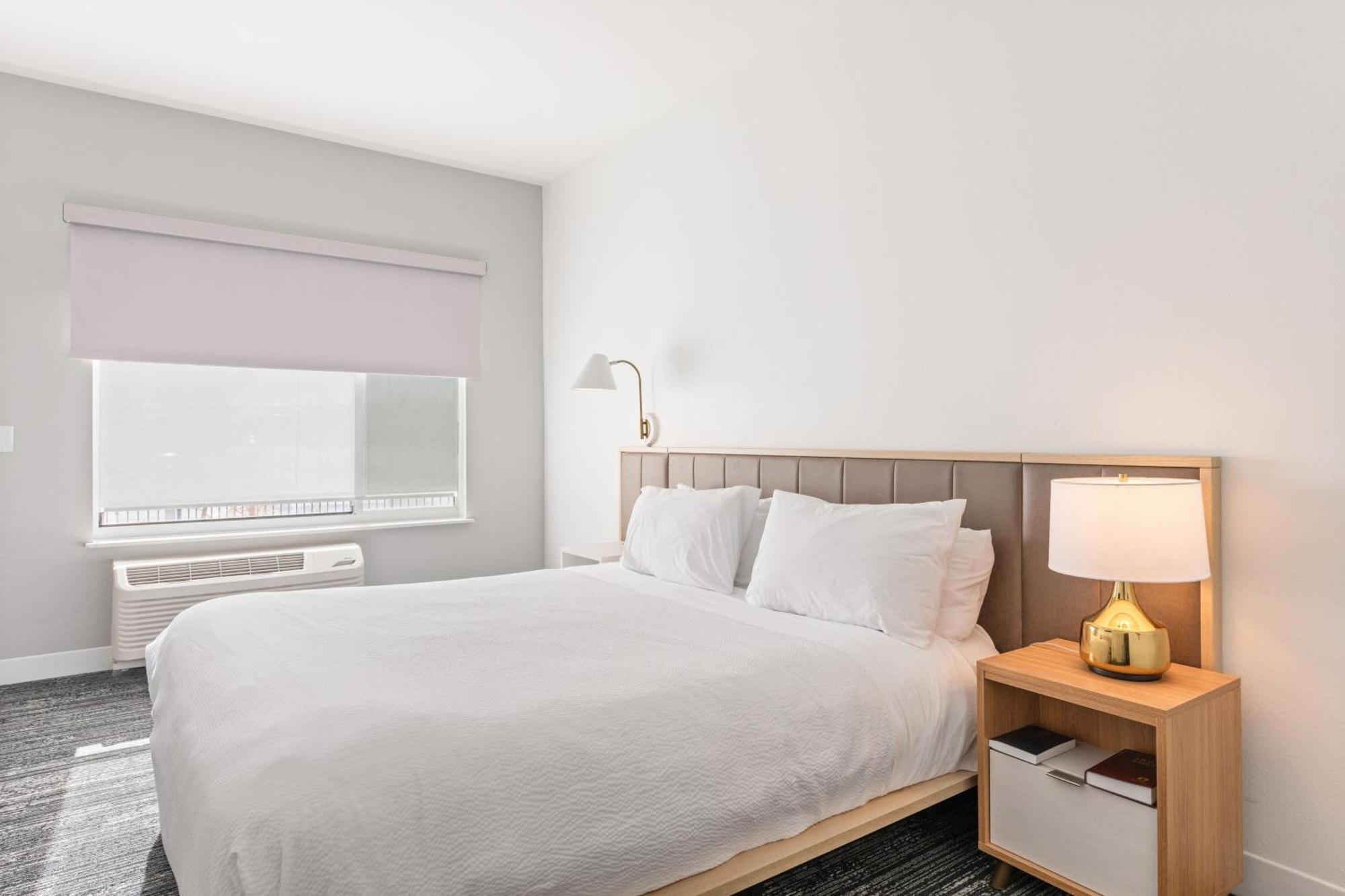 Towneplace Suites By Marriott Pueblo Downtown Extérieur photo