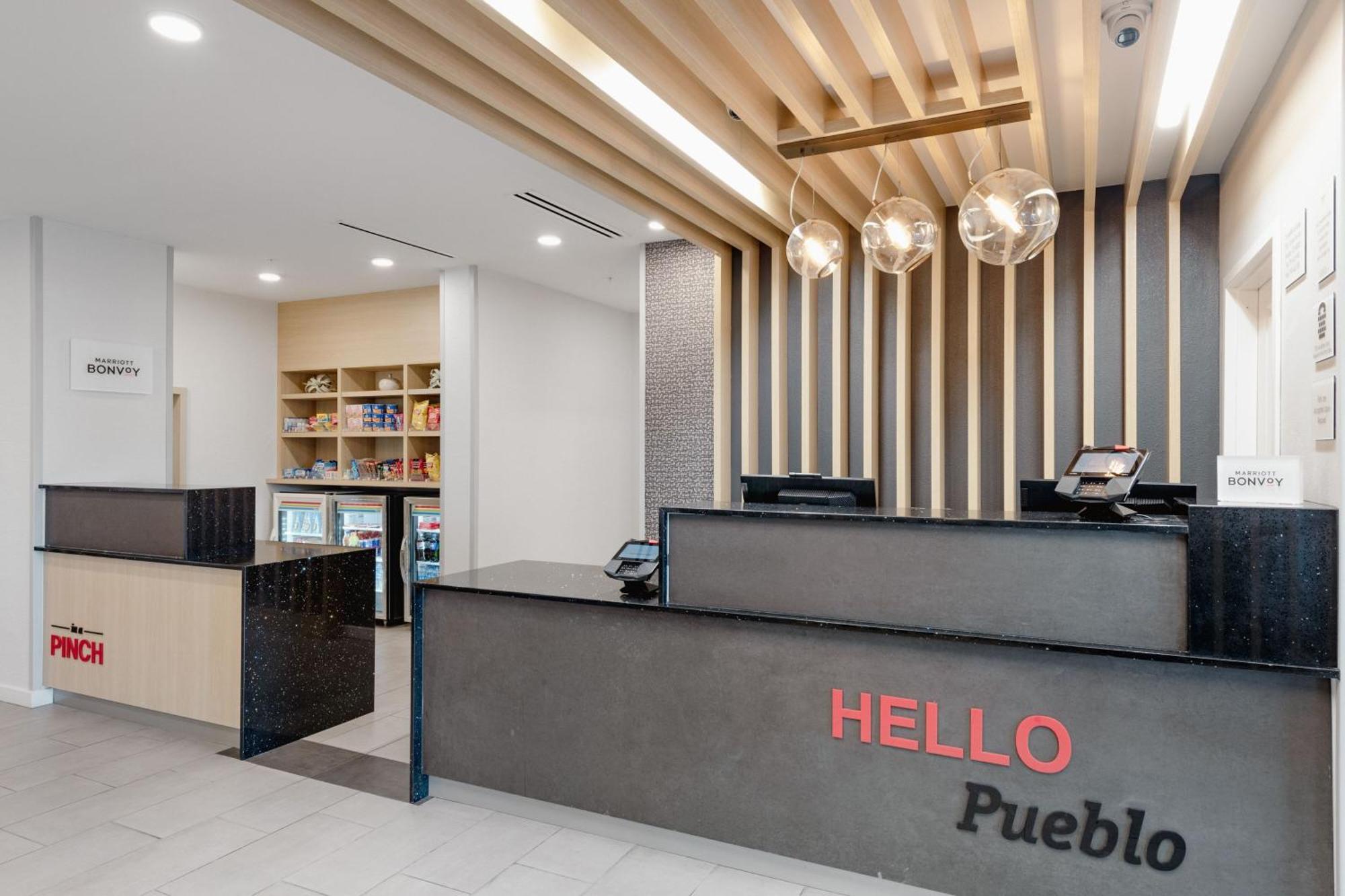 Towneplace Suites By Marriott Pueblo Downtown Extérieur photo